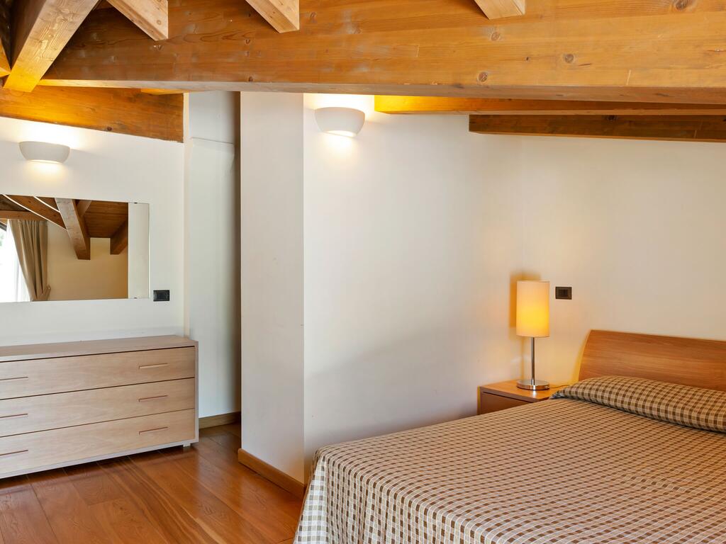 appartamento con 2 camere da letto matrimoniali su 2 livelli